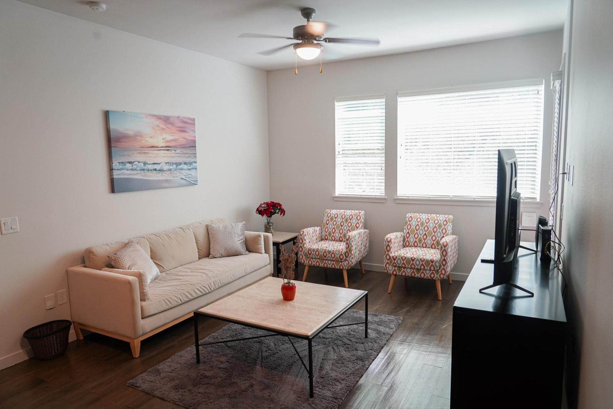 Luxury Designed 2 Bedrooms Part Hotel In Woodland Hills Ca Los Ángeles Exterior foto