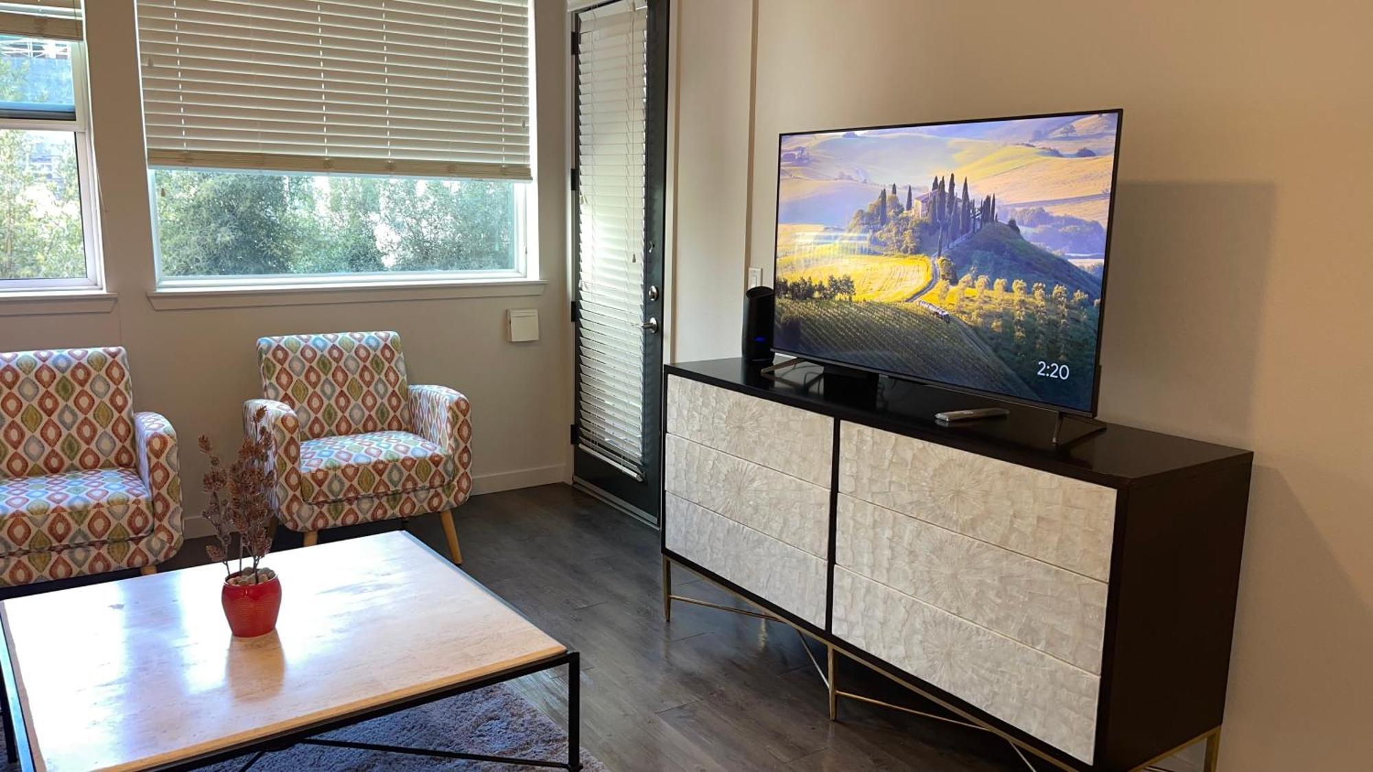 Luxury Designed 2 Bedrooms Part Hotel In Woodland Hills Ca Los Ángeles Exterior foto